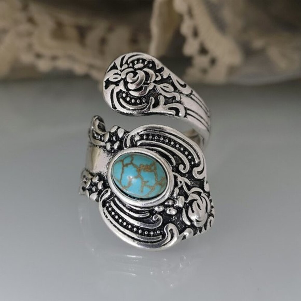 Vintage Silver Turquoise Wrap around ring size 9 Southwestern Bohemian Western *